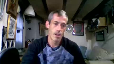 Snapshot of bernichaos77 chatting on May 2026 05:04:02 AM bernichaos77 online show from May 2026 05:04:02 AM