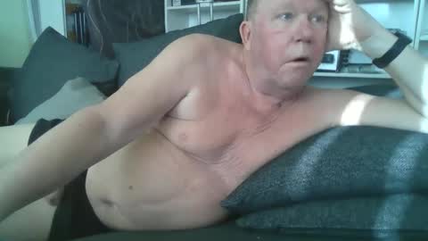 Snapshot of berra3232 chatting on February 2025 11:10:02 AM berra online show from February 2025 11:10:02 AM