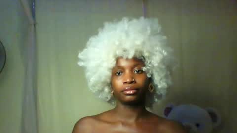 Snapshot of berries02 chatting on November 2025 01:02:01 PM Berries online show from November 2025 01:02:01 PM