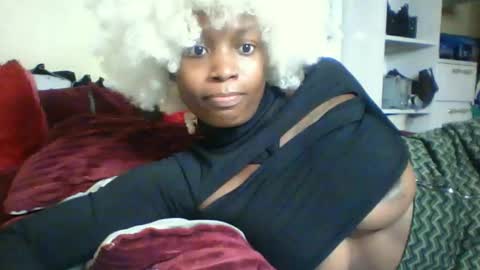 Snapshot of berries02 chatting on November 2025 07:09:01 AM Berries online show from November 2025 07:09:01 AM