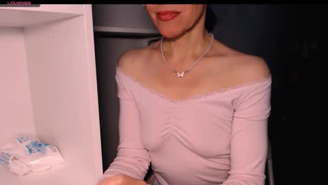 berry2024 online show from February 2026 07:07:02 AM