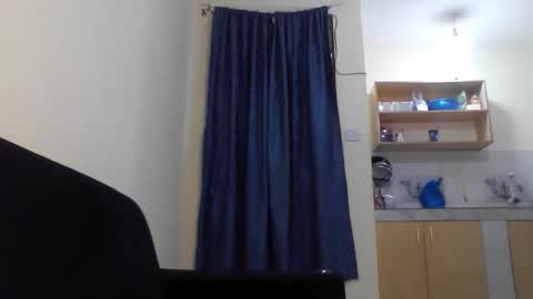 Trizar online show from October 2025 05:08:02 AM