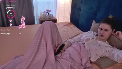 berrybitte online show from April 2026 06:18:02 AM