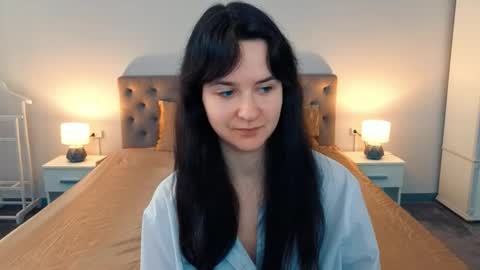 Violette online show from April 2026 06:33:01 AM