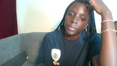 Juicey online show from November 2025 08:57:02 AM