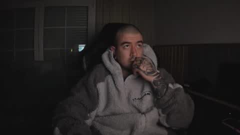 berto3389 online show from November 2025 01:42:01 AM