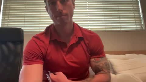 Snapshot of bestcoast35 chatting on December 2025 05:50:01 PM Bestcoast3579 online show from December 2025 05:50:01 PM