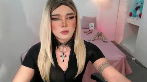 bestgirljulia online show from October 2025 01:03:02 AM