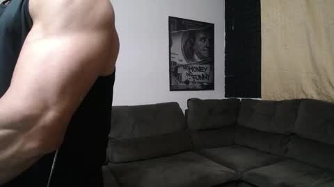 Snapshot of bestmuscle chatting on June 2026 12:47:01 AM bestmuscle online show from June 2026 12:47:01 AM