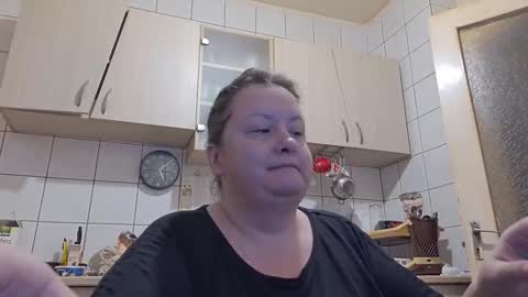 bethnorth online show from September 2025 02:06:02 AM