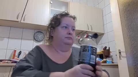 bethnorth online show from October 2025 02:11:02 AM