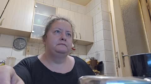 bethnorth online show from May 2026 11:21:01 PM