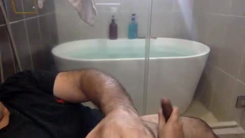 Virtual Gentleman online show from October 2025 12:27:02 PM