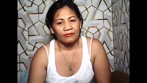 betty_83 online show from April 2026 12:23:01 PM