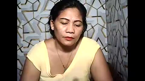 Snapshot of betty_83 chatting on May 2026 11:37:02 AM betty_83 online show from May 2026 11:37:02 AM