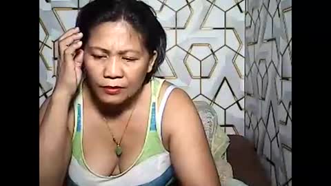 Snapshot of betty_83 chatting on May 2026 12:24:01 PM betty_83 online show from May 2026 12:24:01 PM