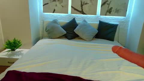 Snapshot of bettyrouse chatting on January 2026 08:34:02 PM Betty online show from January 2026 08:34:02 PM