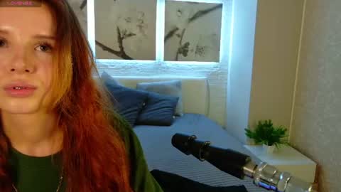 Snapshot of bettyrouse chatting on June 2026 08:18:02 PM Betty online show from June 2026 08:18:02 PM
