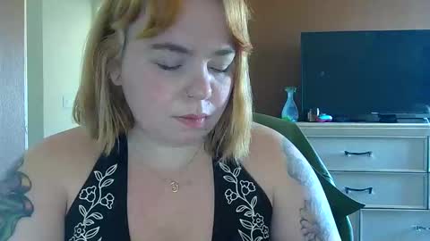 Snapshot of beverlybell chatting on April 2026 06:38:01 PM Beverly Bell online show from April 2026 06:38:01 PM