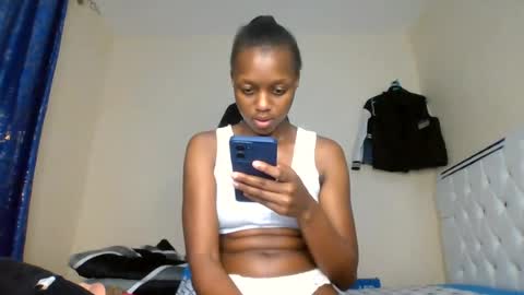Snapshot of beverlyne5 chatting on July 2026 05:30:02 PM beverly online show from July 2026 05:30:02 PM