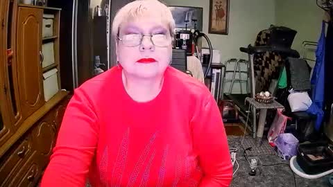 BeverlyQCynia online show from October 2025 01:44:02 PM