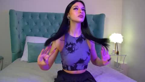 Snapshot of beverlyyork chatting on February 2025 06:26:02 AM Beverly online show from February 2025 06:26:02 AM