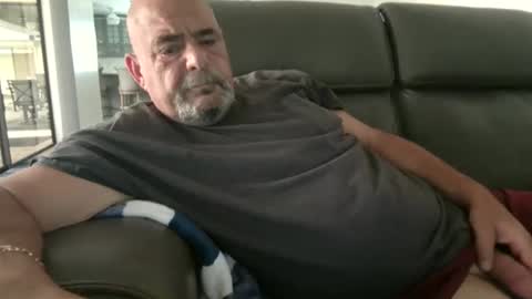 Snapshot of bgbelch chatting on November 2025 06:40:01 PM bgbelch online show from November 2025 06:40:01 PM