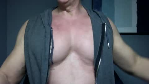 BGDKMUSCLEGUY - SELECTED BY CHATURBATE AS A TOP BROADCASTER FOR 2023 online show from March 2025 05:24:02 AM