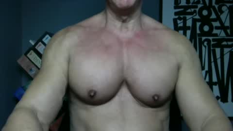 BGDKMUSCLEGUY - SELECTED BY CHATURBATE AS A TOP BROADCASTER FOR 2023 online show from April 2026 12:38:02 AM