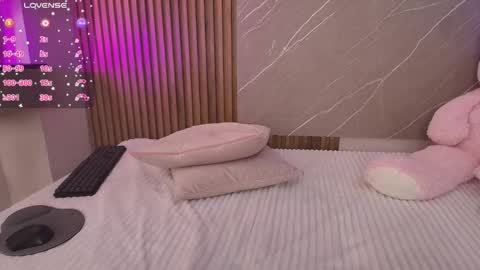 biancaa__18 online show from March 2026 07:53:02 PM