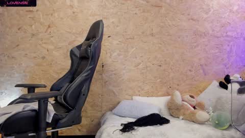 Biancastrong.. IGThebiancastrong online show from January 2025 11:50:02 AM