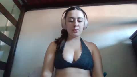biancaxxx5 online show from October 2025 05:57:01 PM