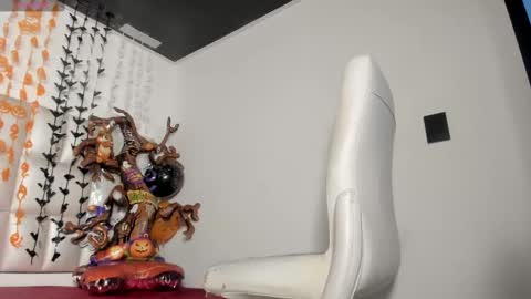 bibiana_js_ online show from October 2025 11:54:01 AM