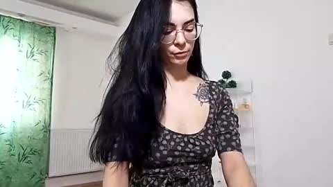 innasugarwild online show from December 2024 09:45:02 AM