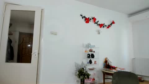 innasugarwild online show from January 2025 09:35:01 AM