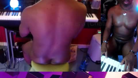 Snapshot of bicepsandfrot chatting on February 2026 07:51:01 AM BicepsandFrot online show from February 2026 07:51:01 AM