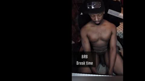 Snapshot of bicepsandfrot chatting on February 2026 01:40:01 PM BicepsandFrot online show from February 2026 01:40:01 PM