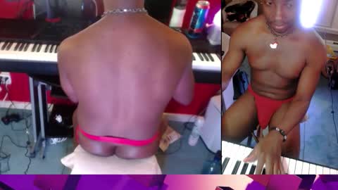 Snapshot of bicepsandfrot chatting on February 2026 06:45:01 AM BicepsandFrot online show from February 2026 06:45:01 AM