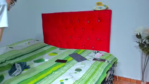 john and cris online show from February 2025 02:51:01 AM