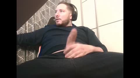 Snapshot of big_sele chatting on December 2024 07:06:02 AM bigbroly88 online show from December 2024 07:06:02 AM