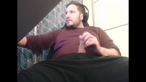 Snapshot of big_sele chatting on January 2025 07:17:01 AM bigbroly88 online show from January 2025 07:17:01 AM