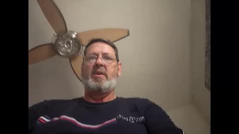 Snapshot of bigal9816192 chatting on December 2024 04:28:01 PM bigal9816192 online show from December 2024 04:28:01 PM
