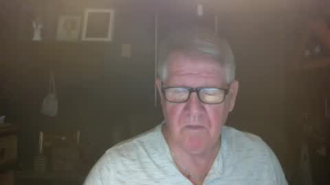 Snapshot of bigbeerdrinker1 chatting on November 2025 05:56:01 PM bigbeerdrinker online show from November 2025 05:56:01 PM