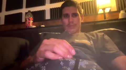 Snapshot of bigben281330 chatting on June 2026 01:17:02 AM bigben281330 online show from June 2026 01:17:02 AM
