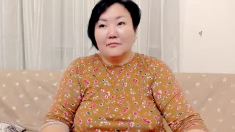 Kira online show from November 2025 03:00:02 PM