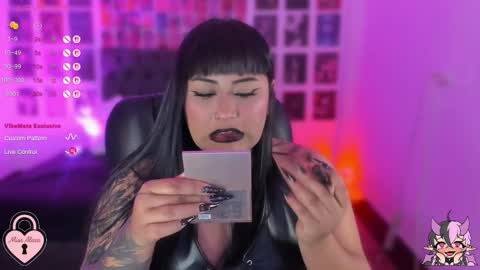 bigboobs cloe online show from October 2025 05:54:02 AM