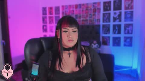 bigboobs cloe online show from November 2025 04:11:02 AM