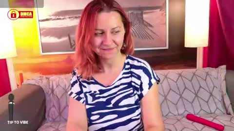 Snapshot of bigboobsarri chatting on June 2026 10:36:02 AM BigBoobsArri online show from June 2026 10:36:02 AM