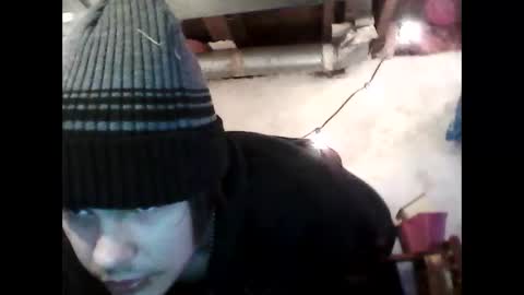 AllOfTheLovin online show from January 2025 10:38:02 AM