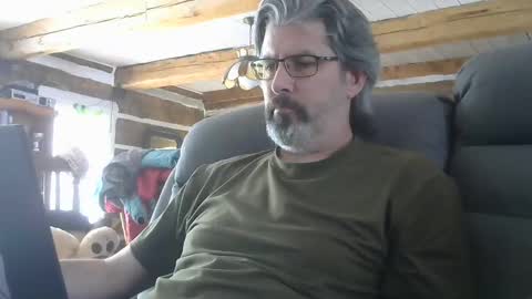 Snapshot of bigcap27 chatting on January 2025 05:32:01 PM bigcap27 online show from January 2025 05:32:01 PM